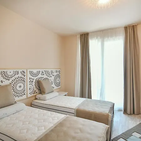 Apartment Chayka Flats